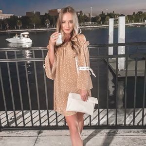 Meet your Posher, Alexandra